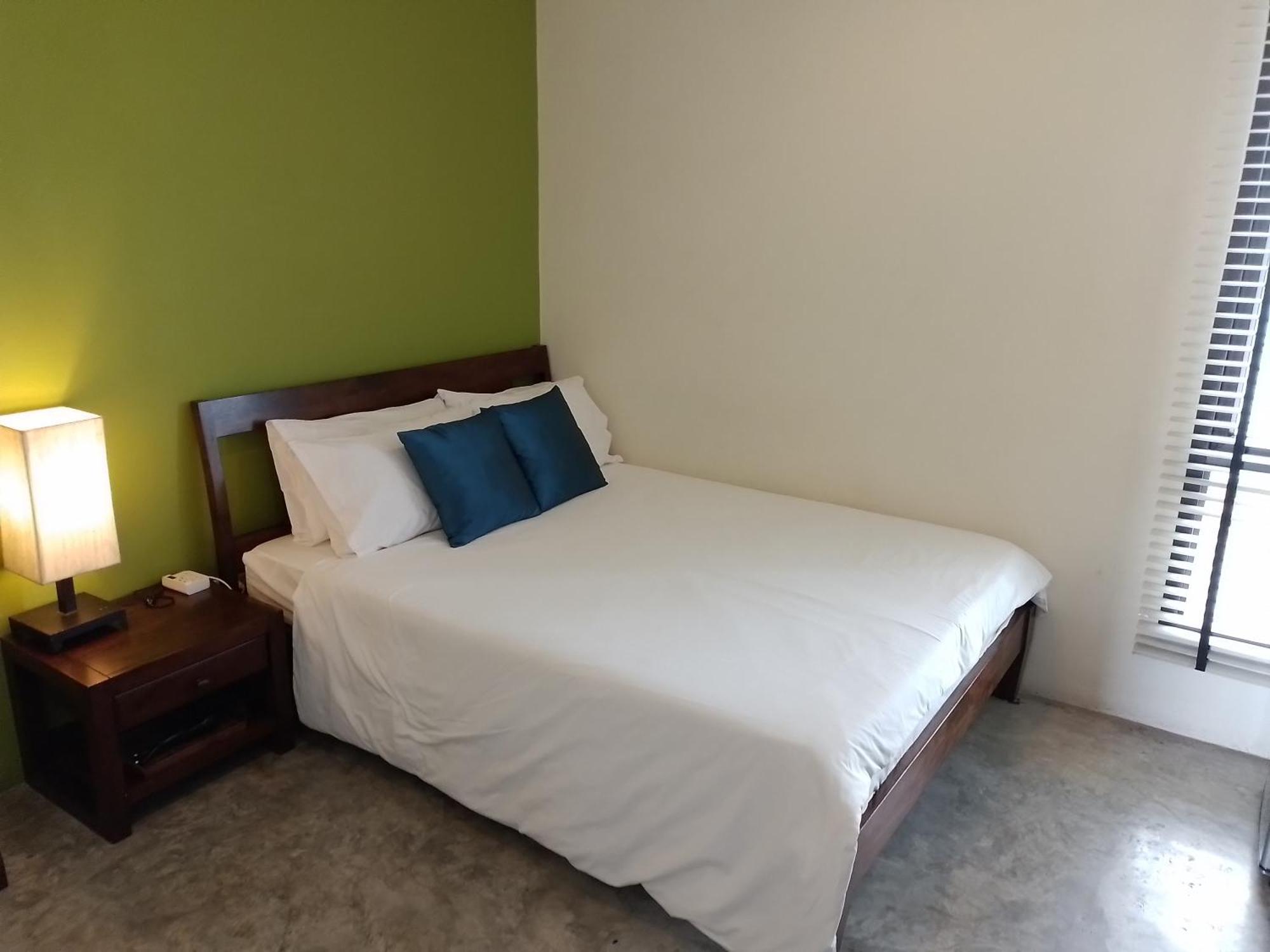 Udee Bangkok Hostel Exterior photo